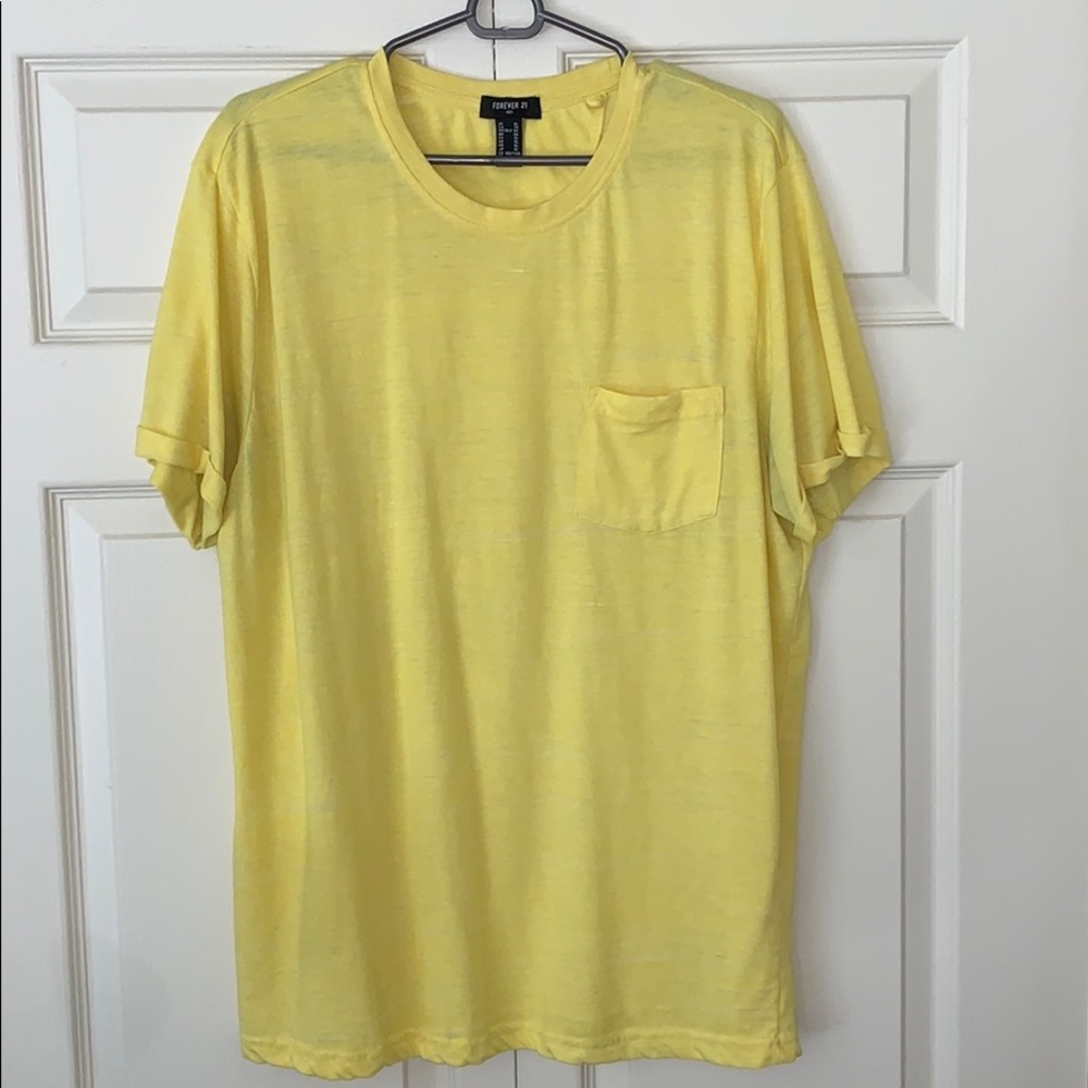 XL Men’s Yellow Forever 21 Tee